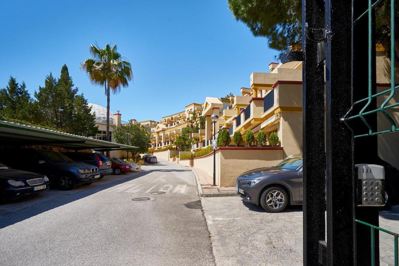 Oleholidays 602 Romana Playa Primera Linea Playa Marbella Exteriör bild