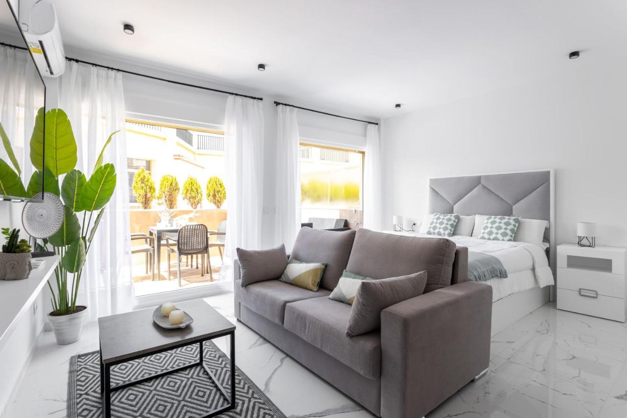 Oleholidays 602 Romana Playa Primera Linea Playa Marbella Exteriör bild